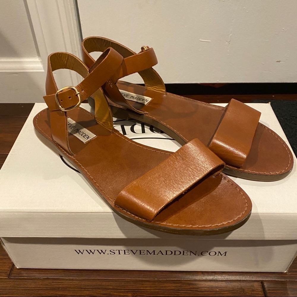 Steve Madden Donddi Sandal